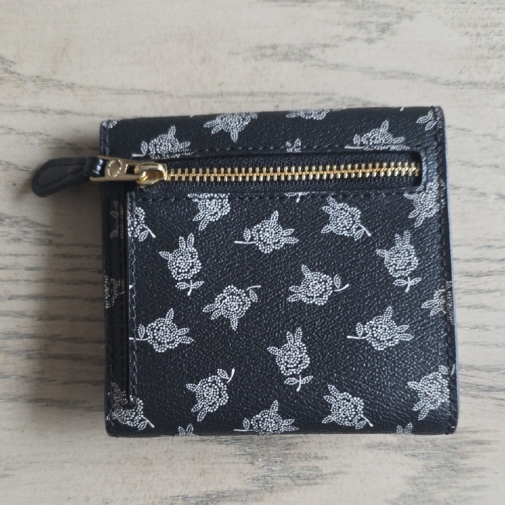 NWOT COACH Black Leather Trifold Wallet Black With White Floral Print - Picture 3 of 10